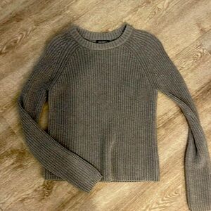 525 America grey sweater size small